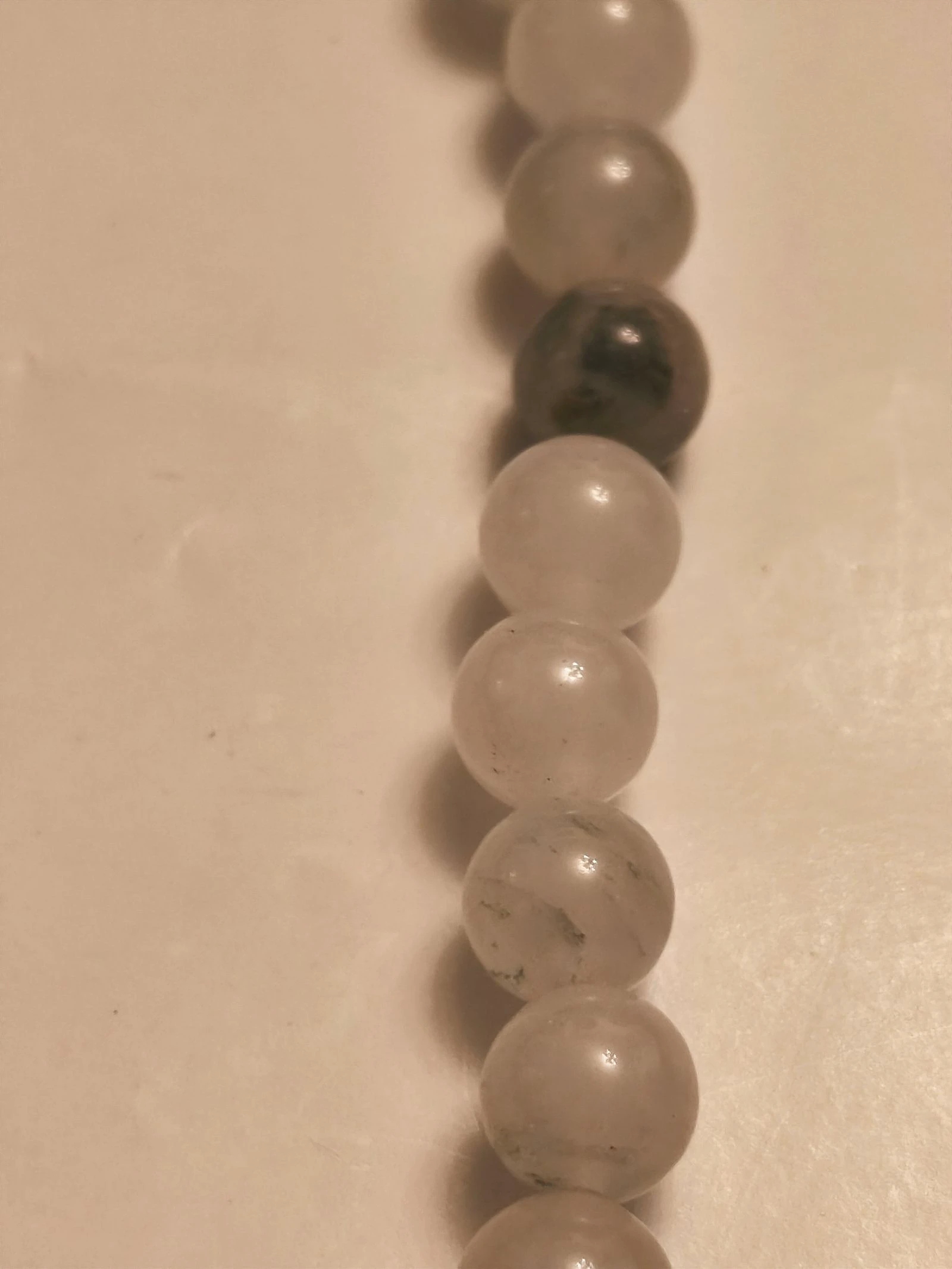 Necklace of light agates with 80 centimeters – photo 5
